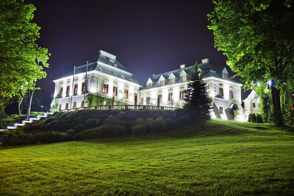 Manor House Spa Odrowążów Palace Internet de noche