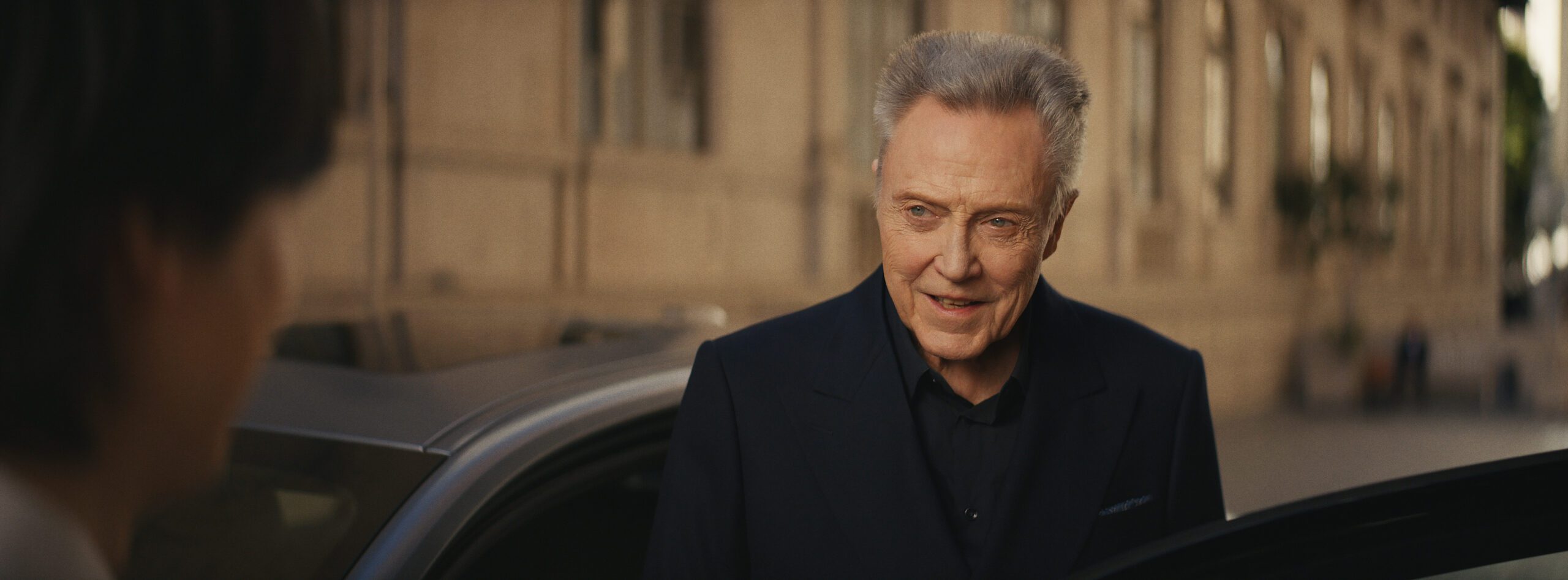 Christopher Walken BMW i a escala