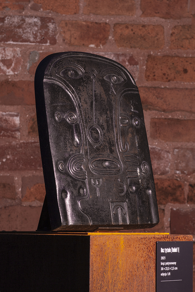 Beksinski.Esculturas crepusculares68peque&ntilde;as