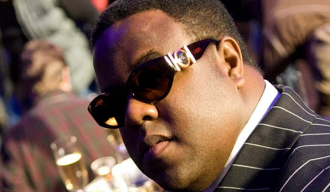 El regreso de las gafas Biggie Versace