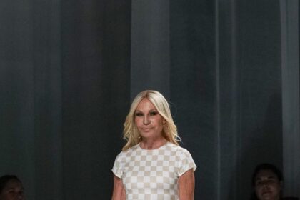 Donatella Versace se marcha