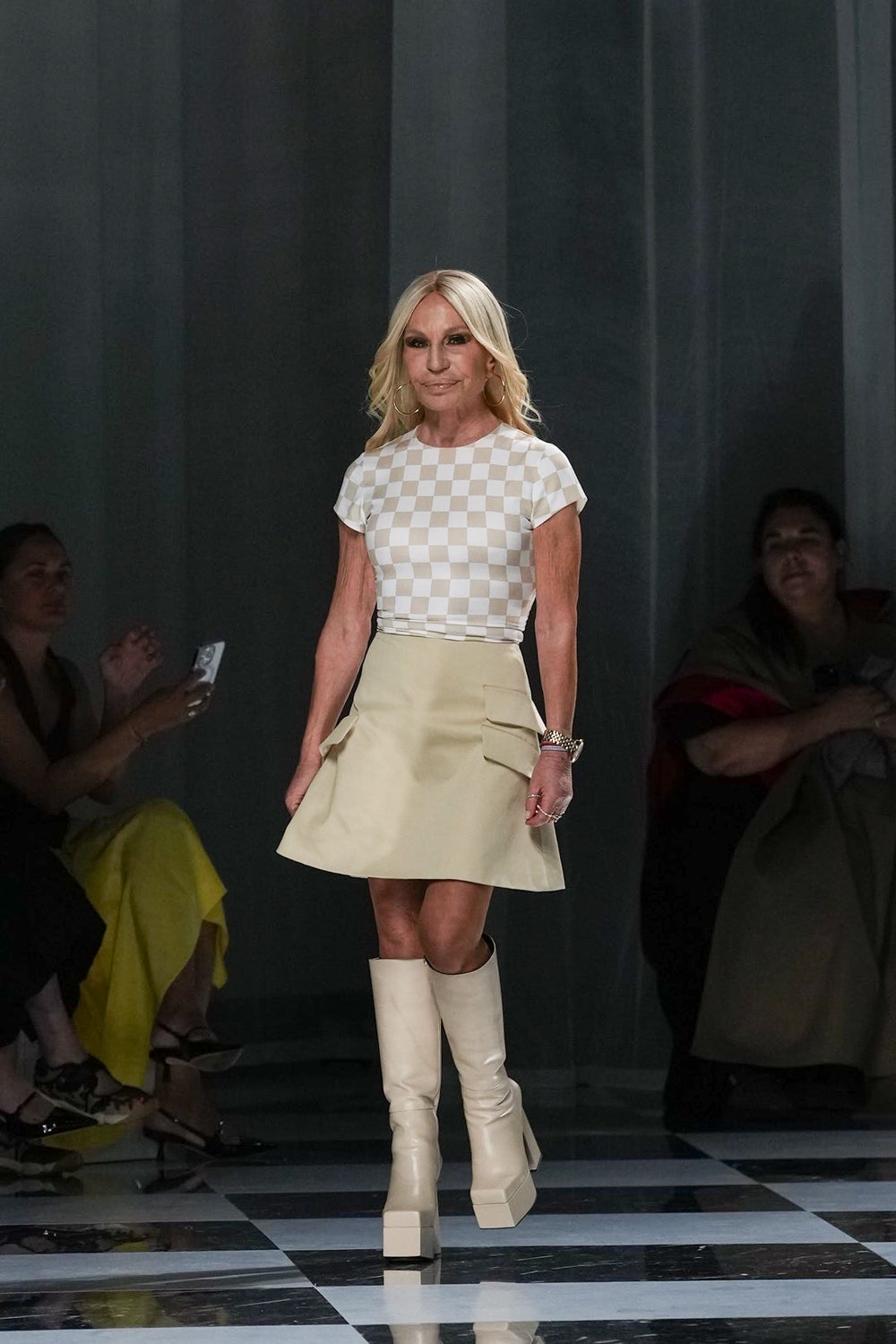 Donatella Versace se marcha