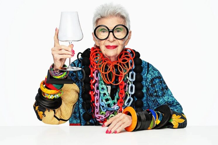 Subasta de recuerdos de Iris Apfel