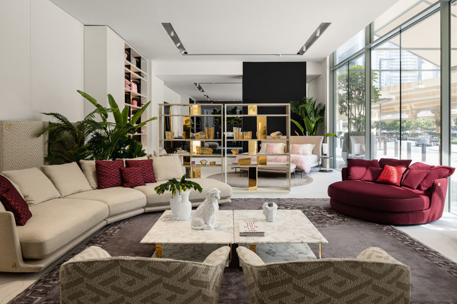 Interior de la sala de exposici&oacute;n de Solomia Home