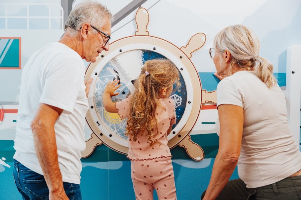 Vacaciones con los abuelos Linea Mare