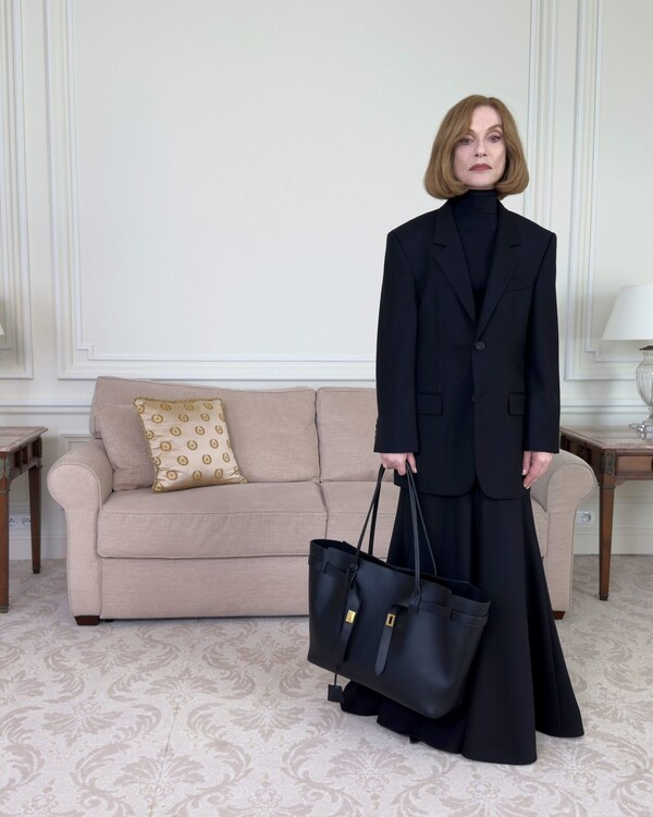 Campaña de Balenciaga con Claudia Schiffer7