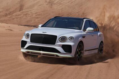 Bentley retrasa la electrificación total ¿Qué significa el cambio de 2030 a 2035?