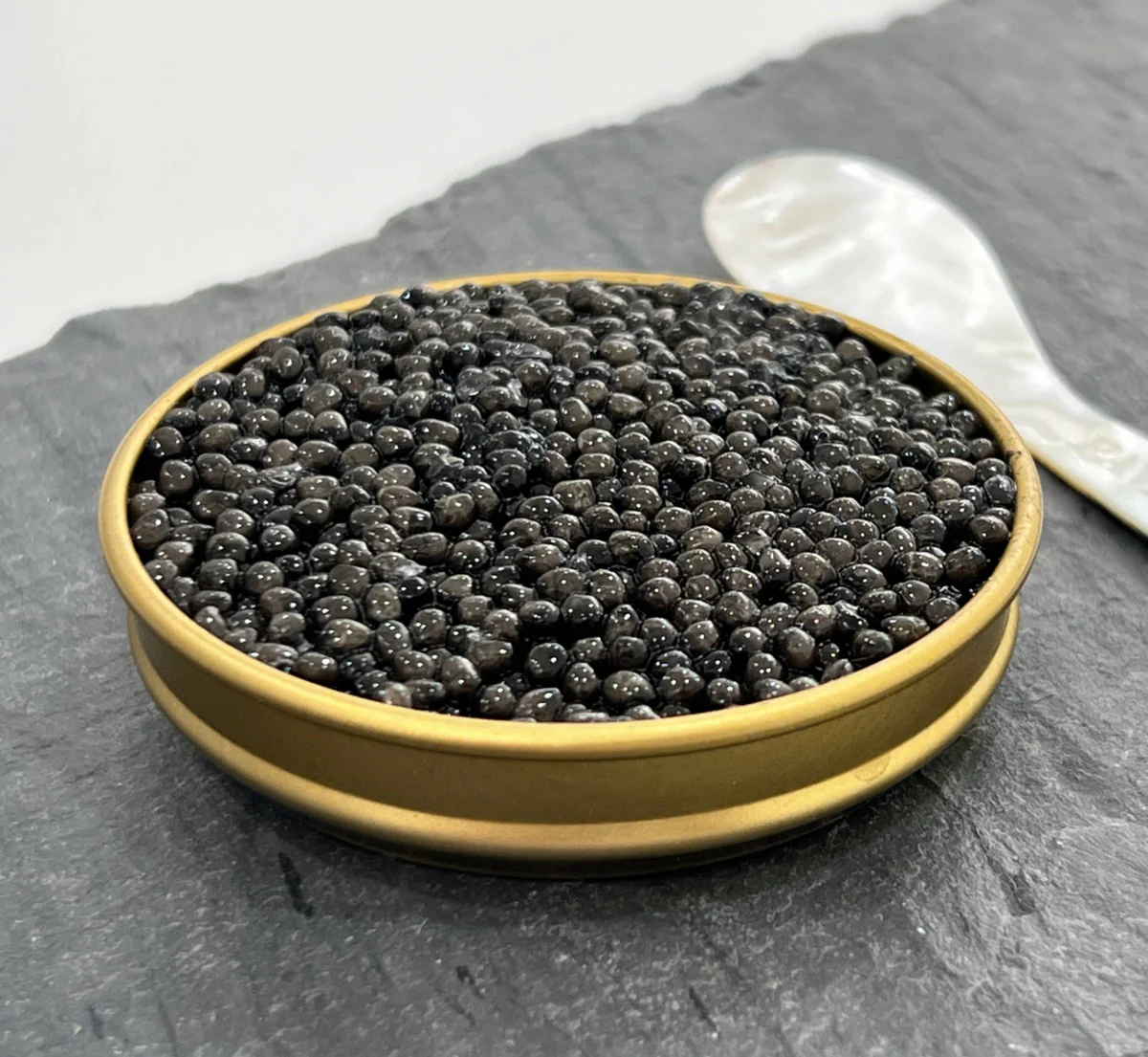 Caviar de Esturiones Raros: Un Lujo Que Tiene Su Precio