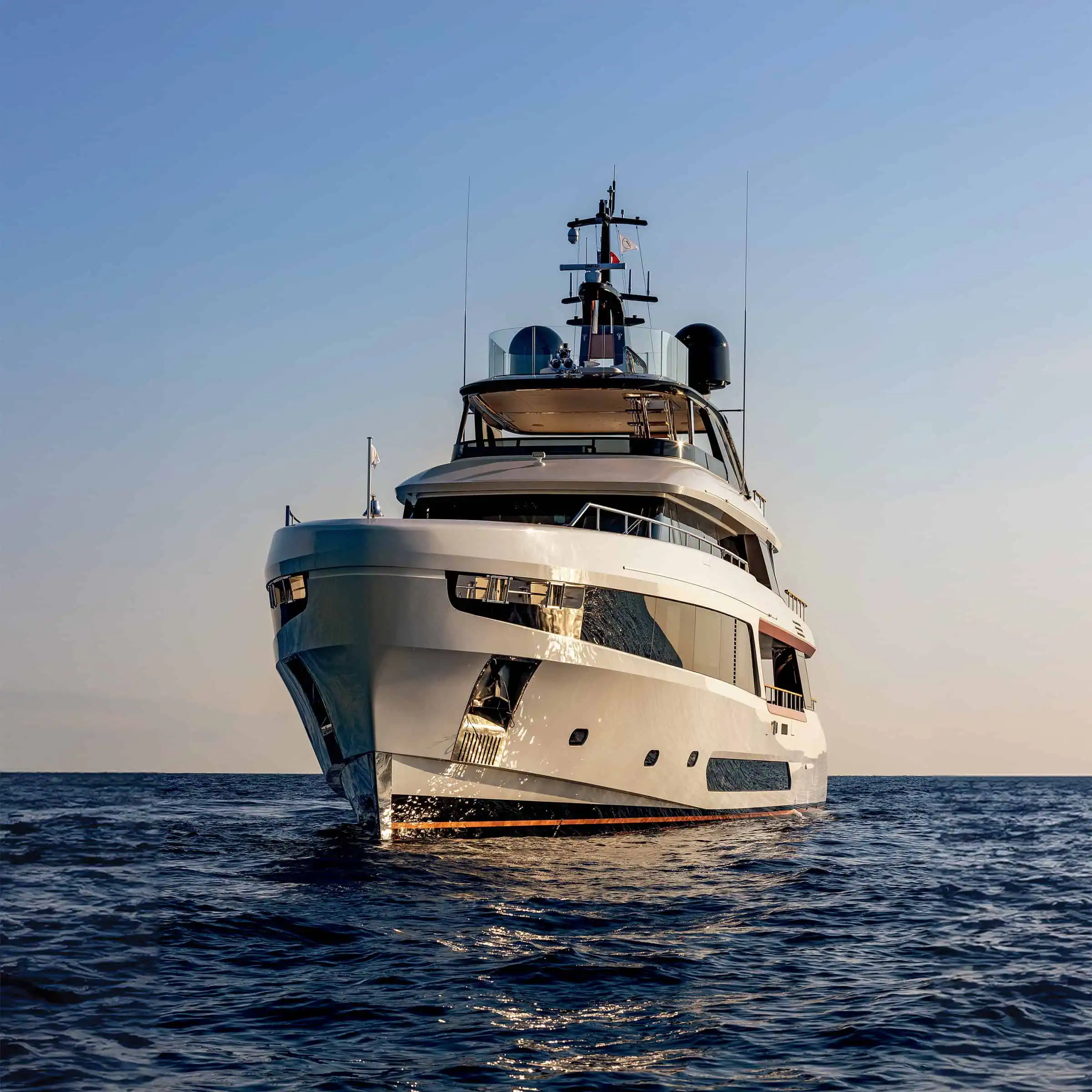 &iquest;Qu&eacute; es el Benetti Motopanfilo 37 M?