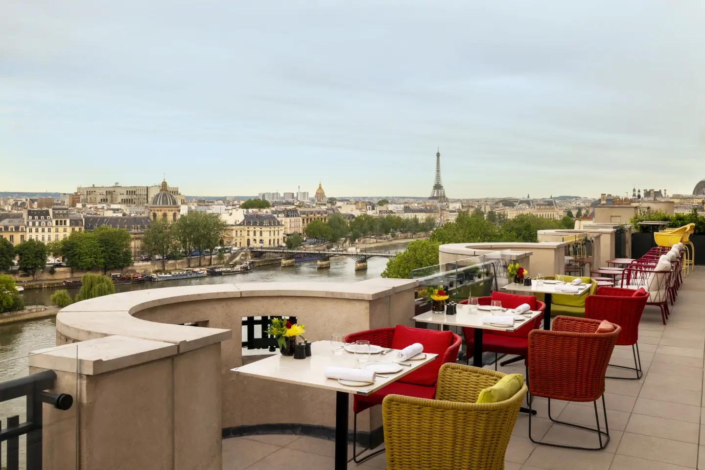 Hoteles que tienen más de 5 estrellas? Prestigio y lujo directamente desde Francia - Cheval Blanc Paris