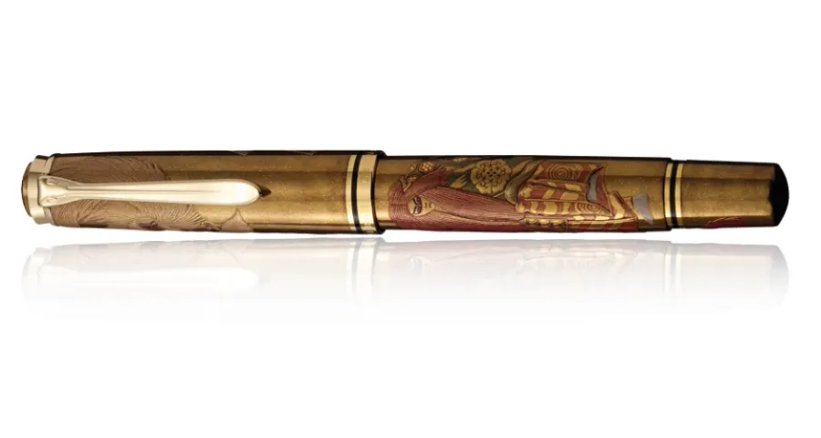 Pluma Estilogr&aacute;fica1